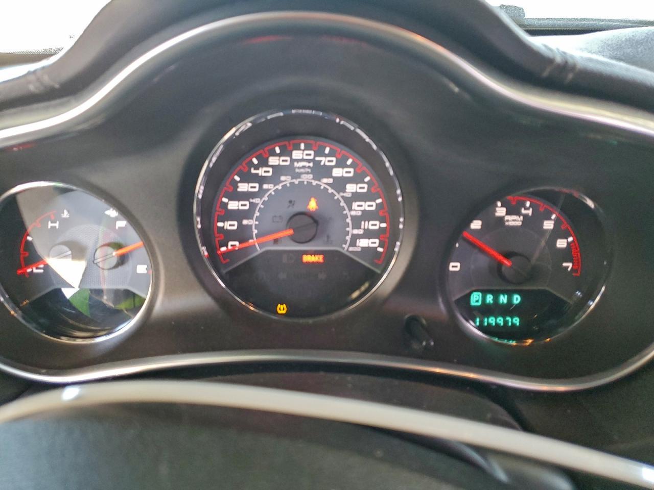 2013 DODGE Avenger