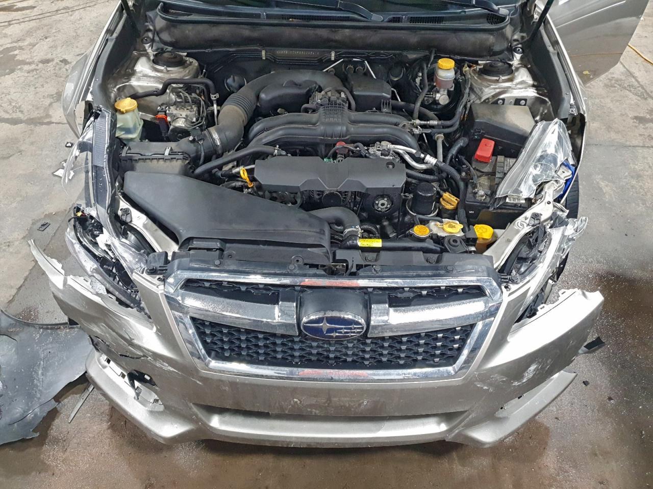 2014 SUBARU Legacy