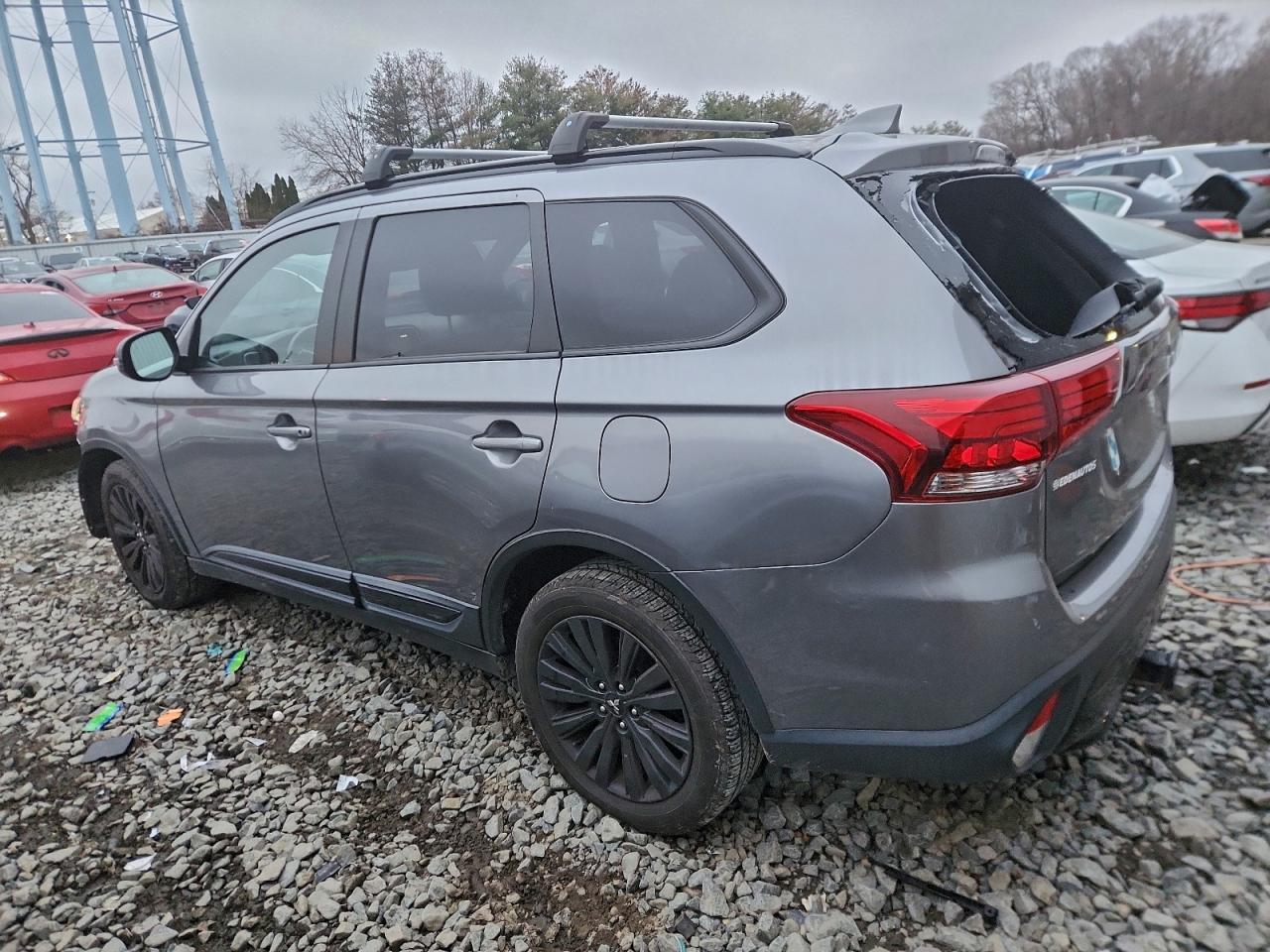 2020 MITSUBISHI outlander