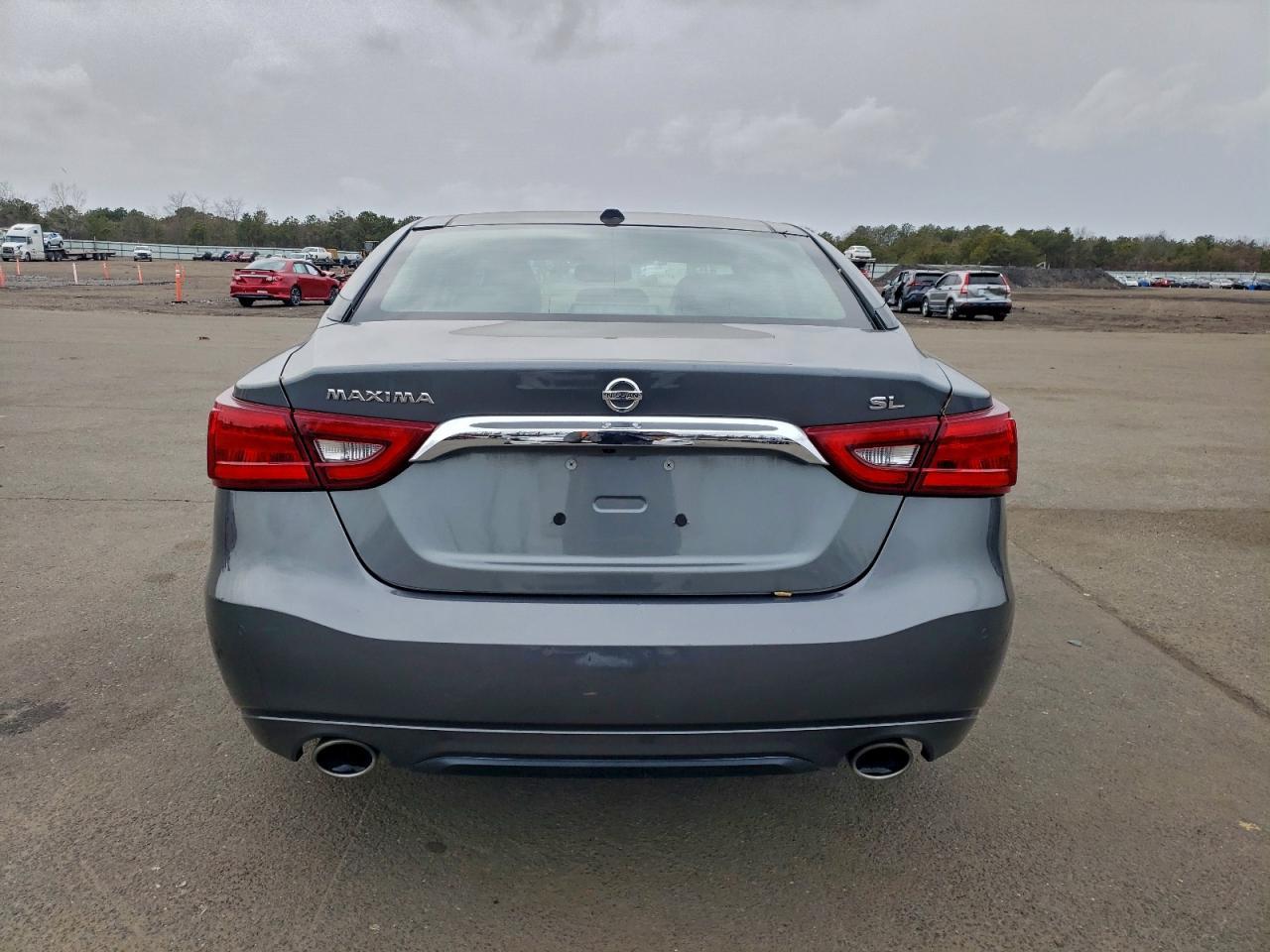 2017 NISSAN Maxima