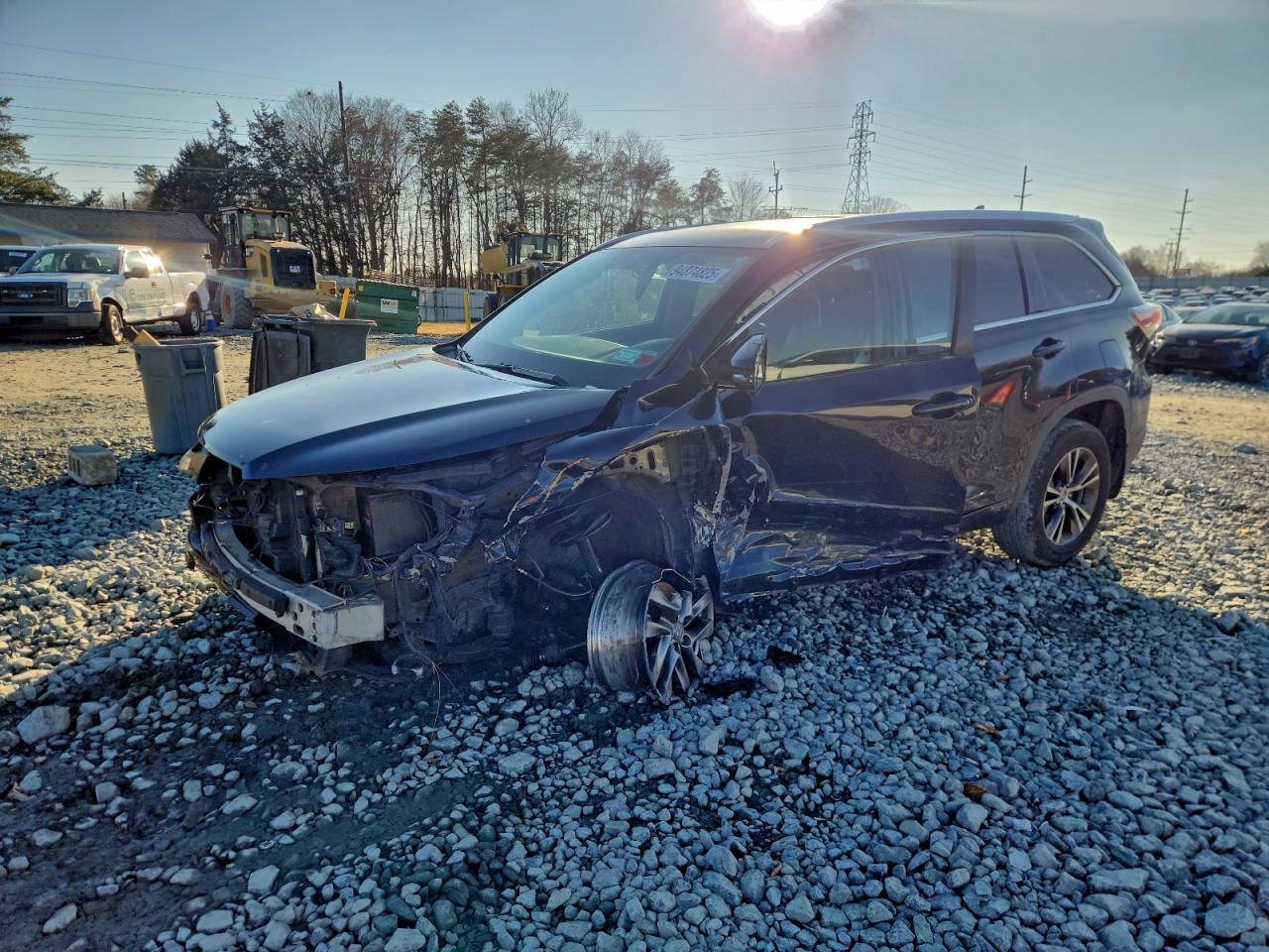 2016 TOYOTA HIGHLANDER
