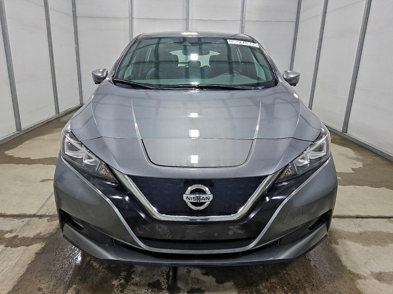 2021 NISSAN LEAF