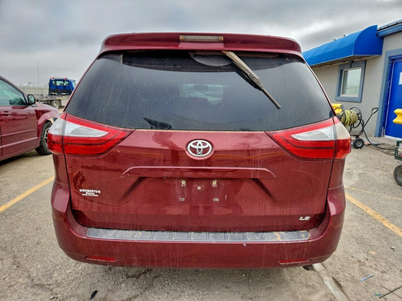 2015 TOYOTA SIENNA