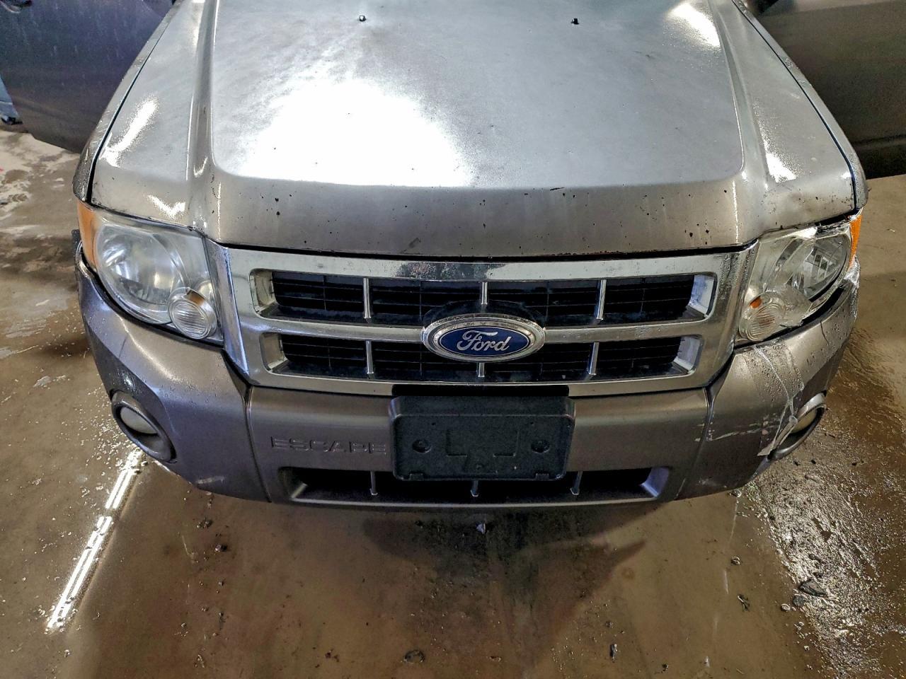 2010 FORD ESCAPE