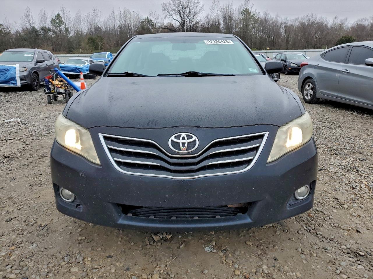 2010 TOYOTA CAMRY