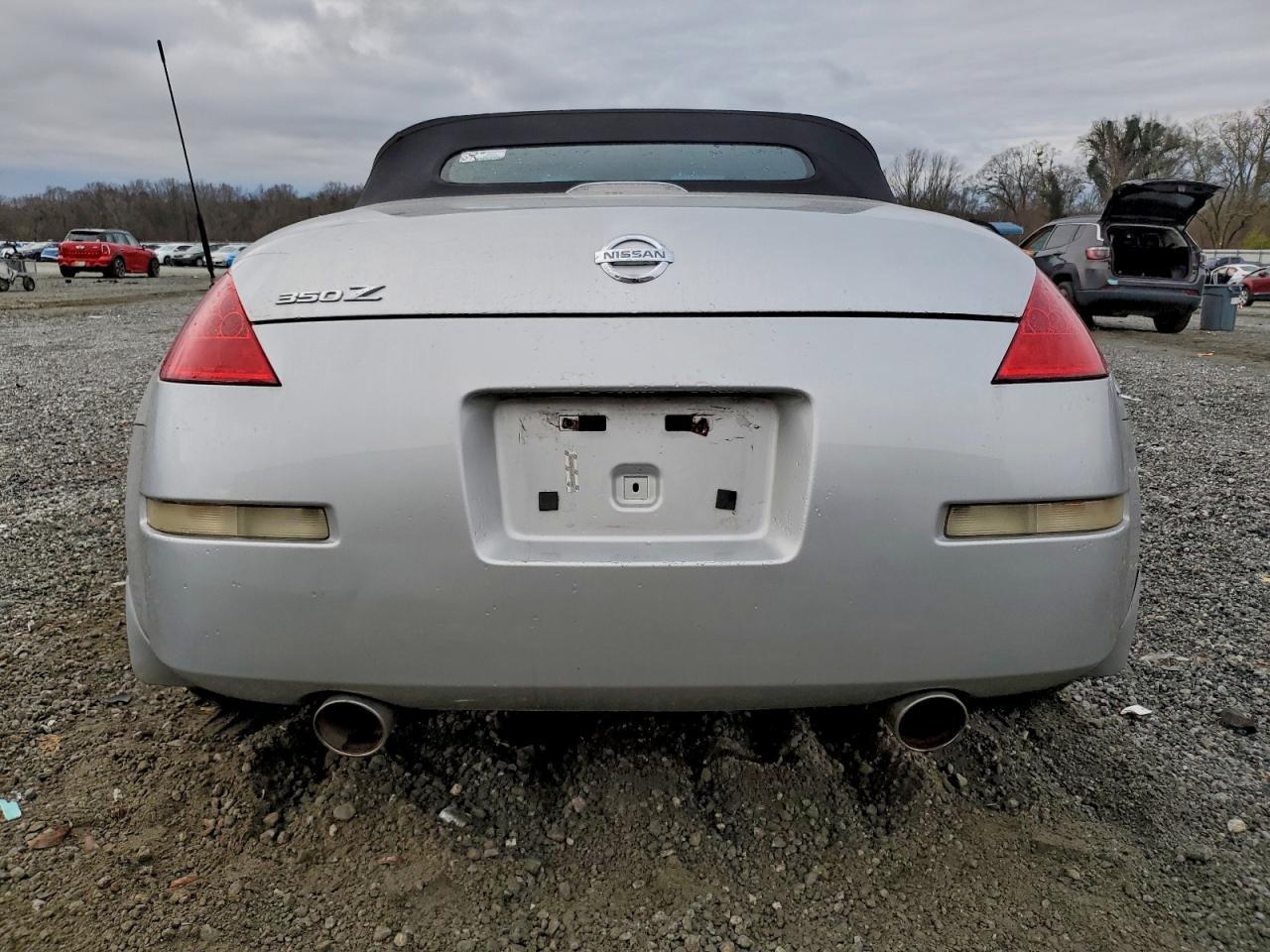 2008 NISSAN Z