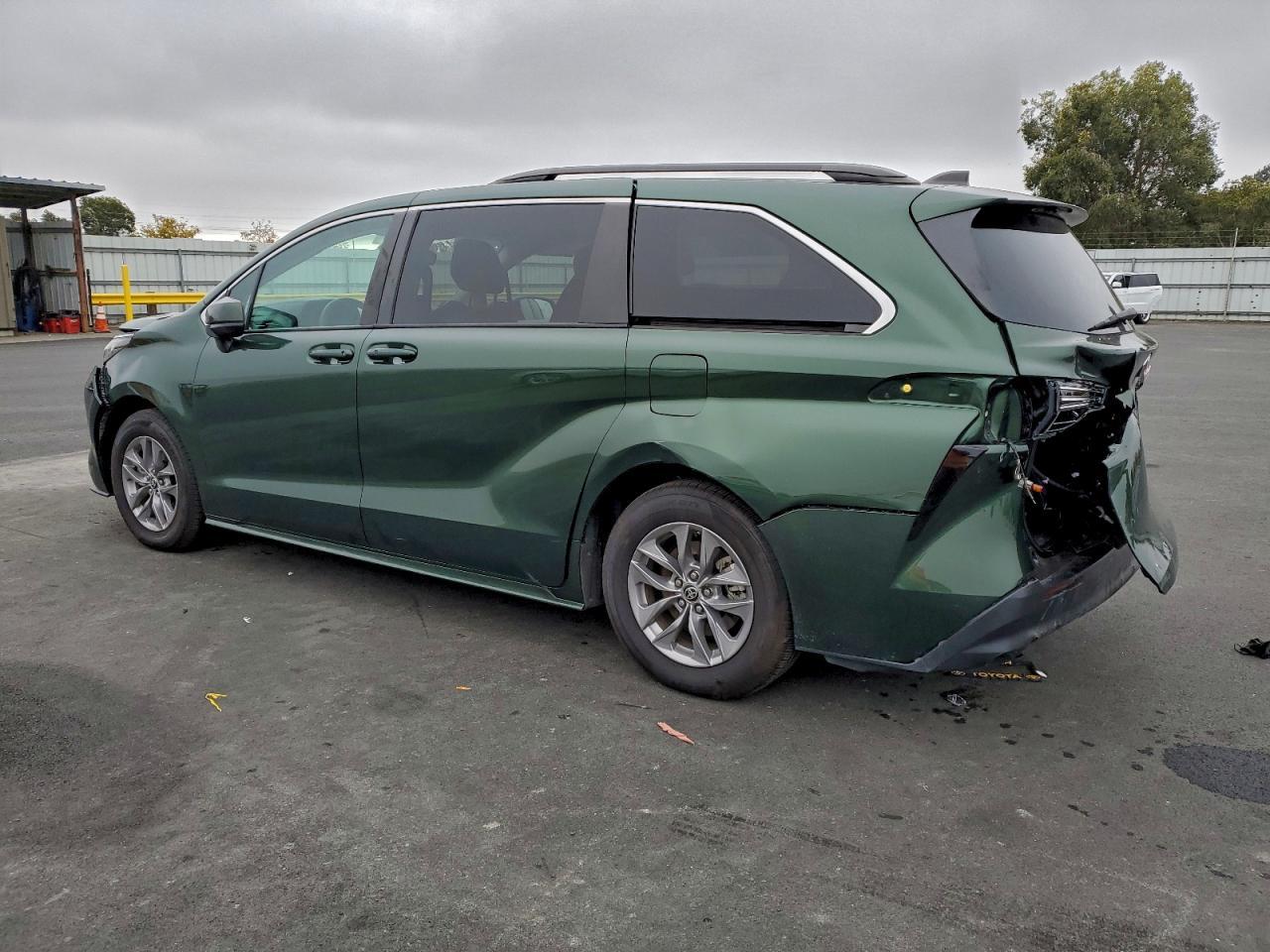 2022 TOYOTA SIENNA