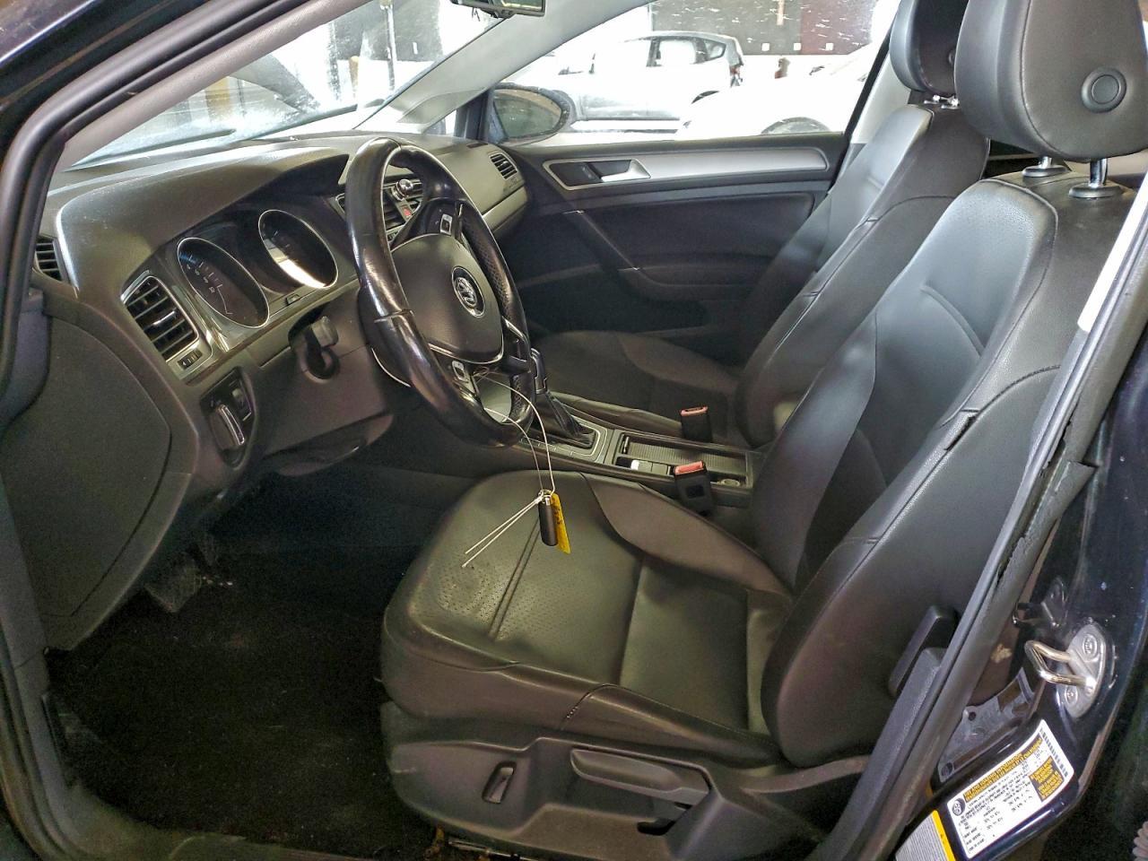 2015 VOLKSWAGEN e-Golf