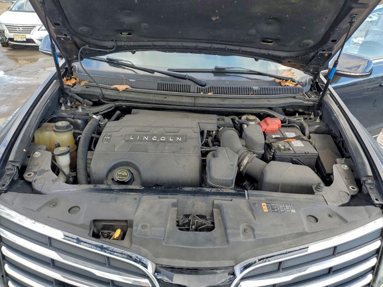 2019 LINCOLN MKT