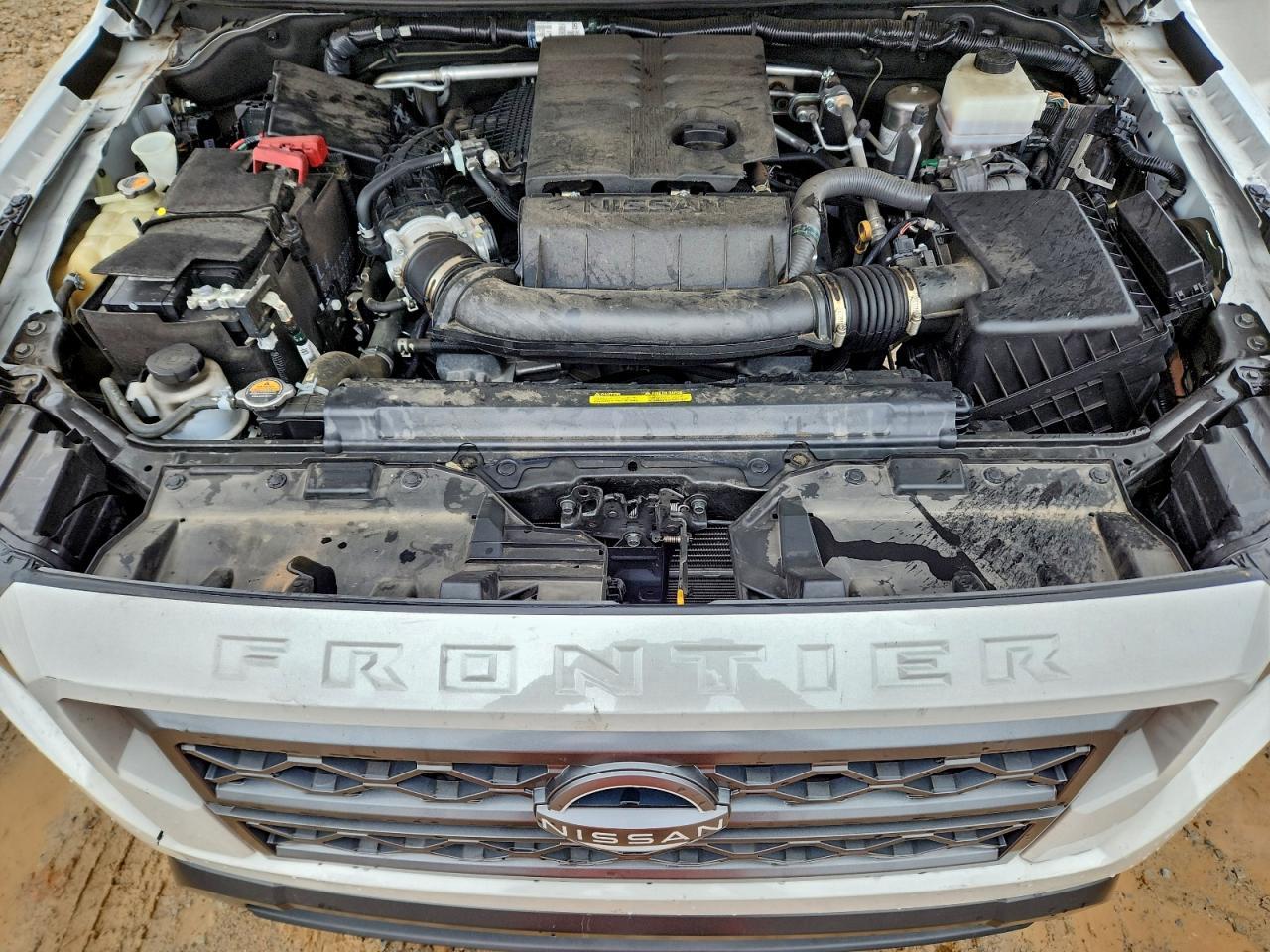 2024 NISSAN Frontier