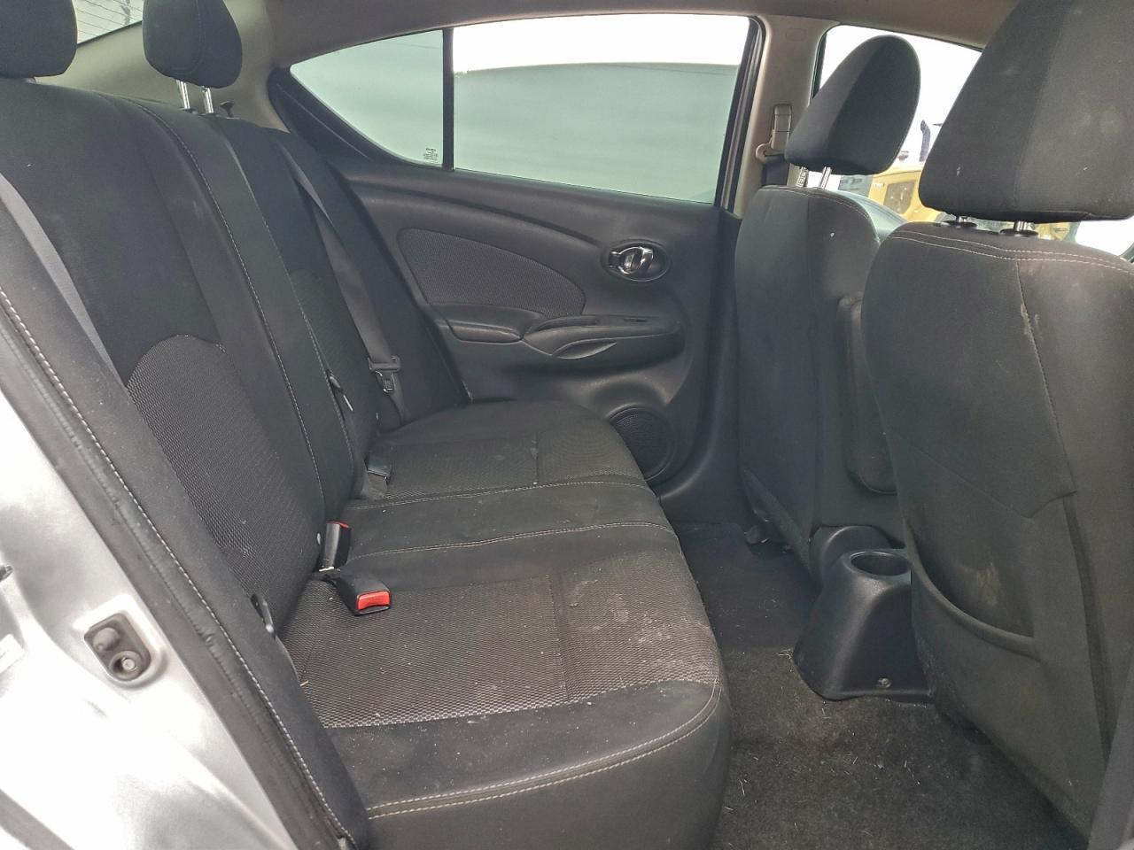 2016 NISSAN VERSA