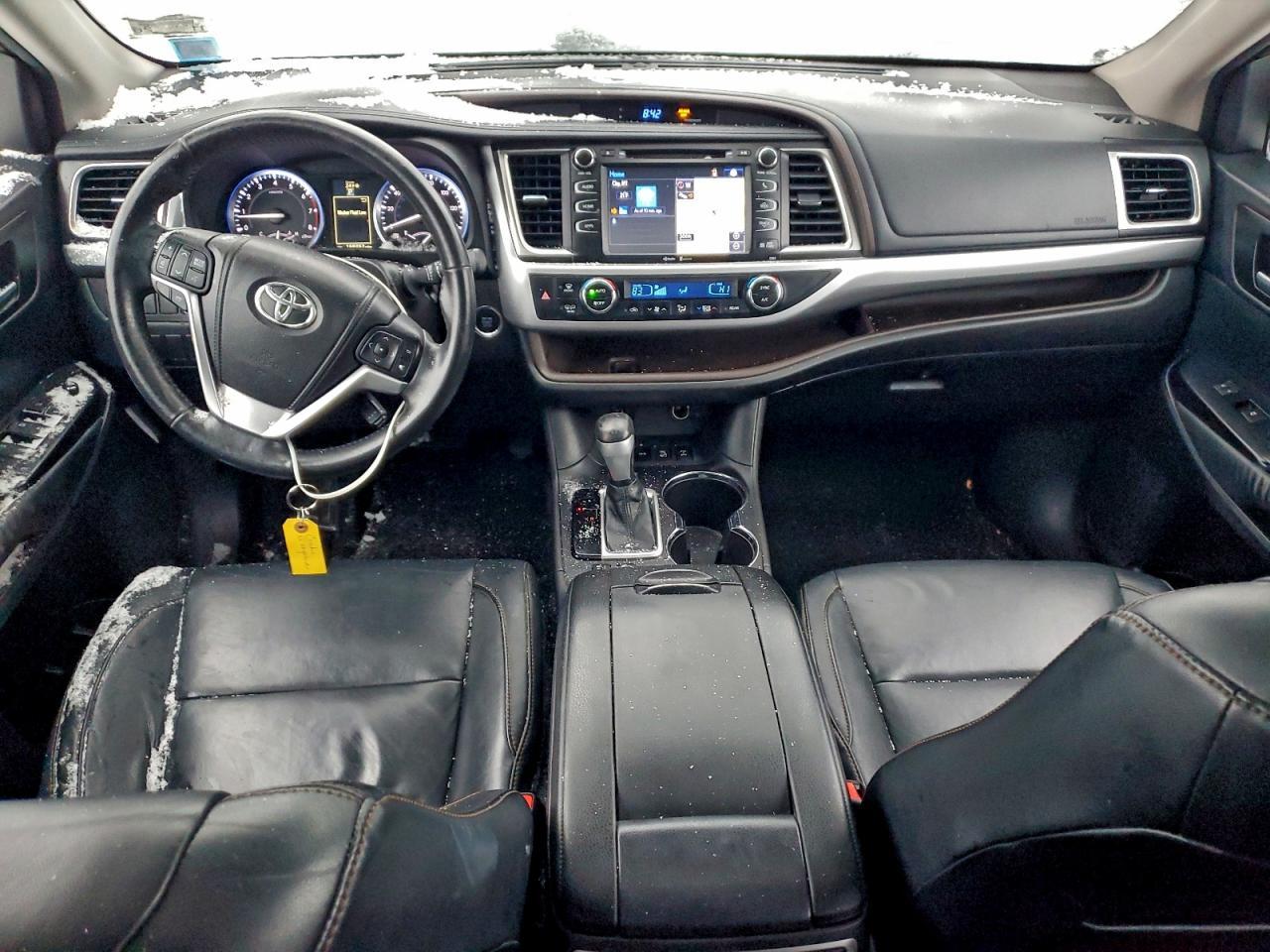 2015 TOYOTA HIGHLANDER