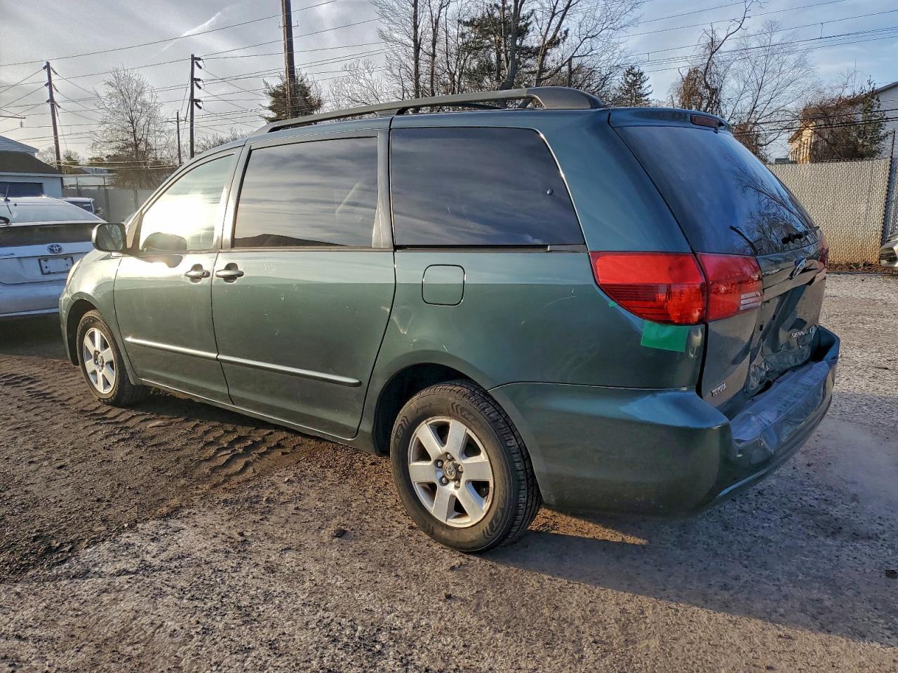2005 TOYOTA SIENNA