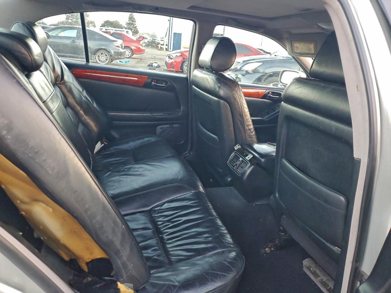 2002 LEXUS GS 300