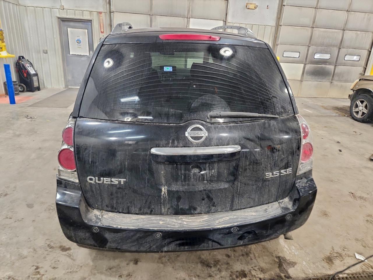 2008 NISSAN Quest
