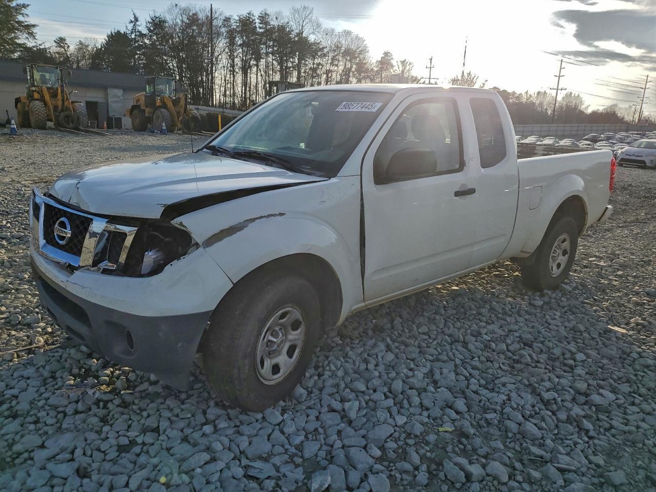 2017 NISSAN Frontier