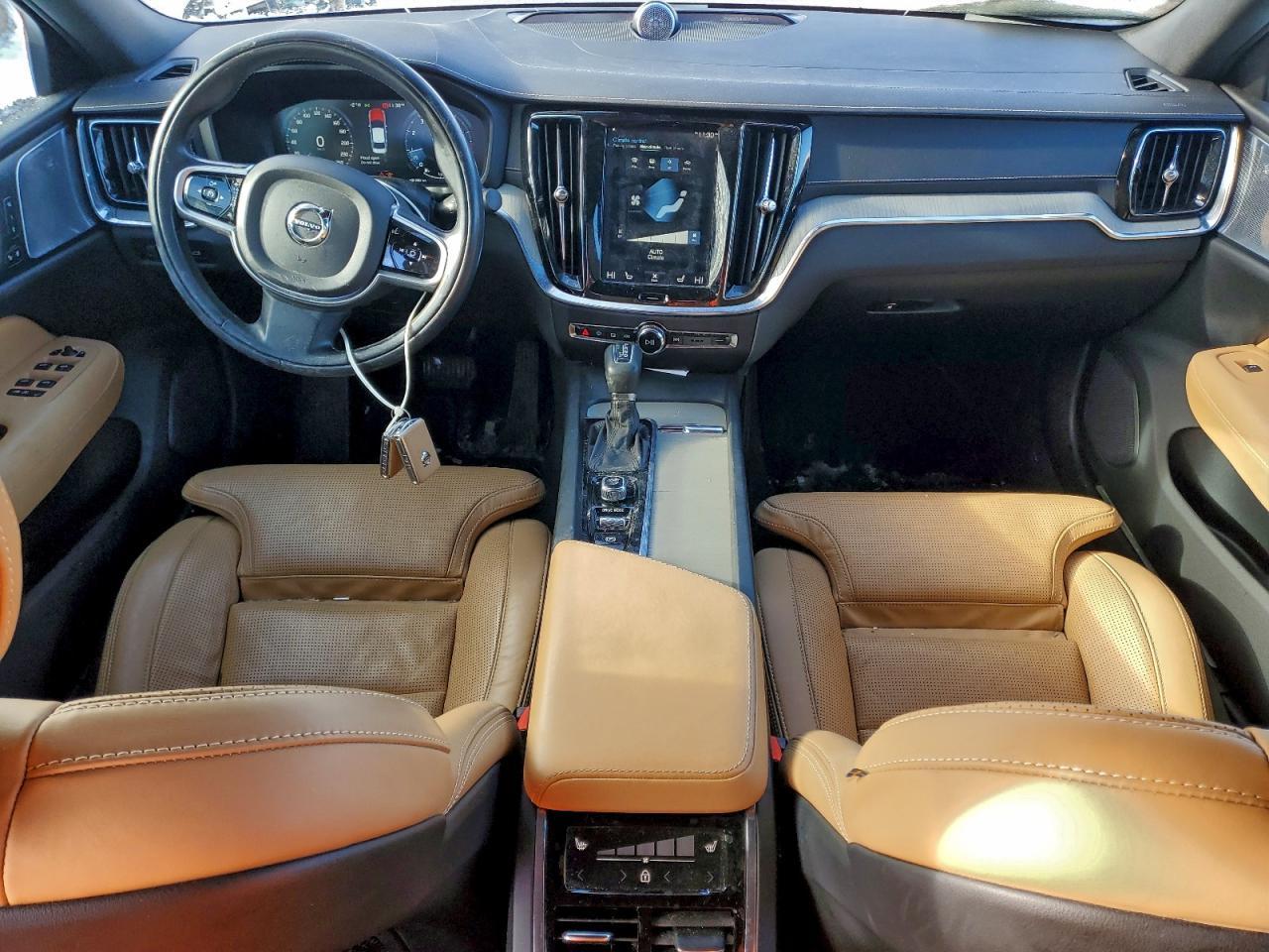 2019 VOLVO S60