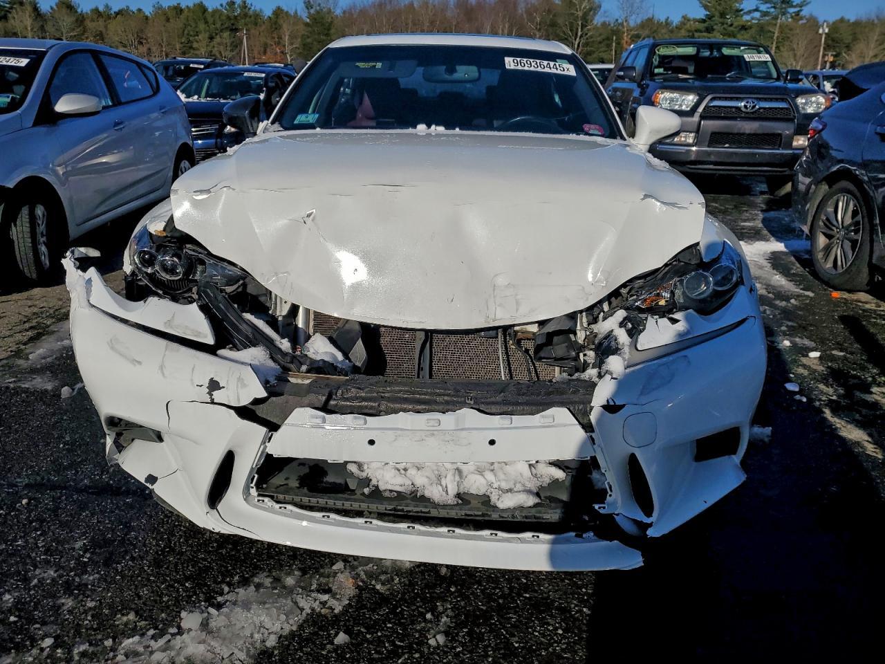 2016 LEXUS IS 300