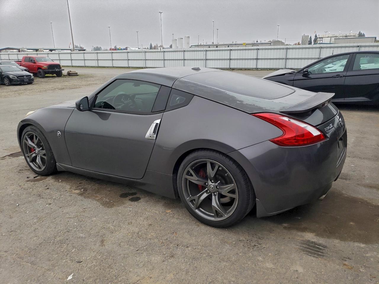 2010 NISSAN 370Z