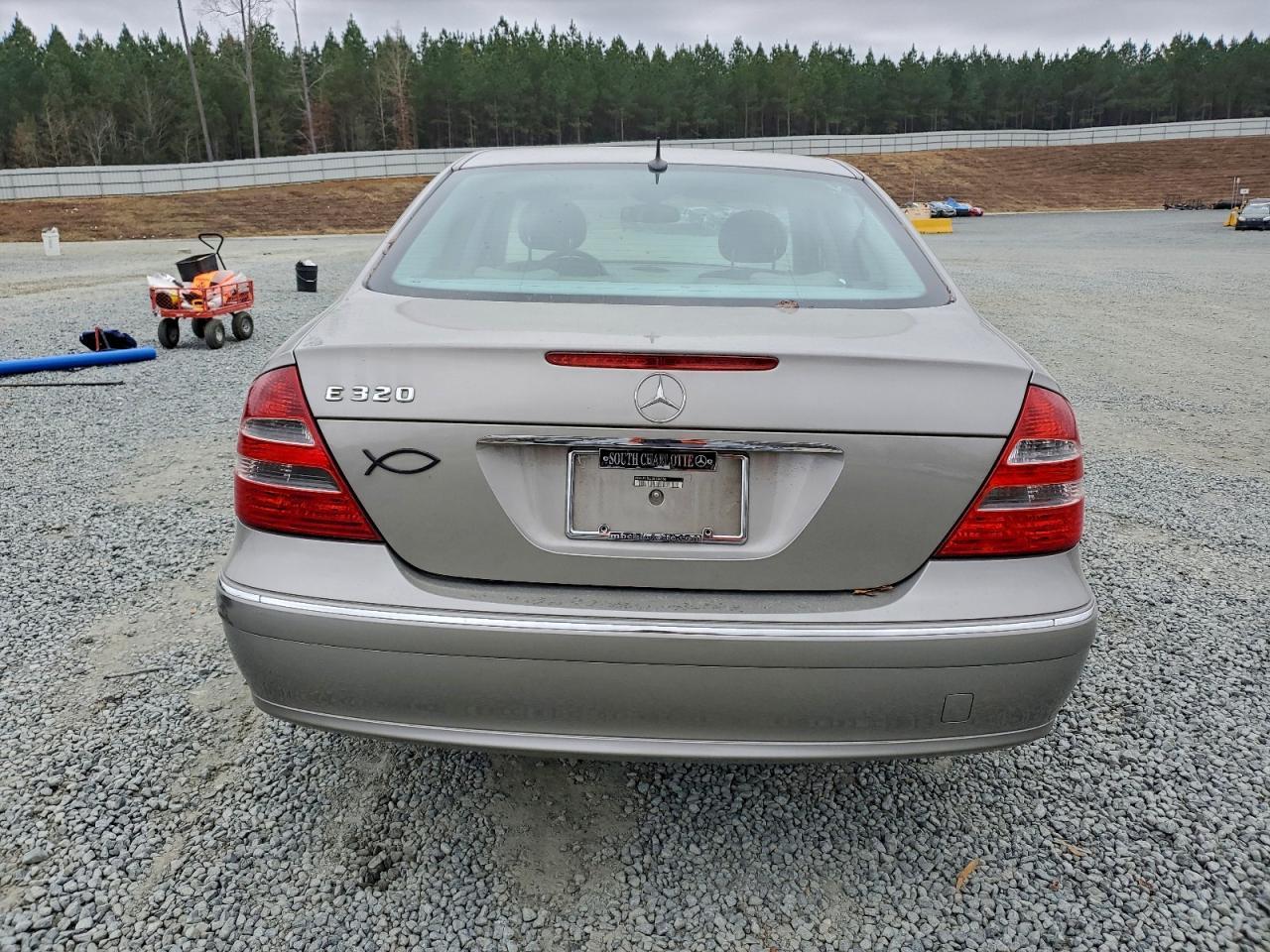 2003 MERCEDES-BENZ E-Class