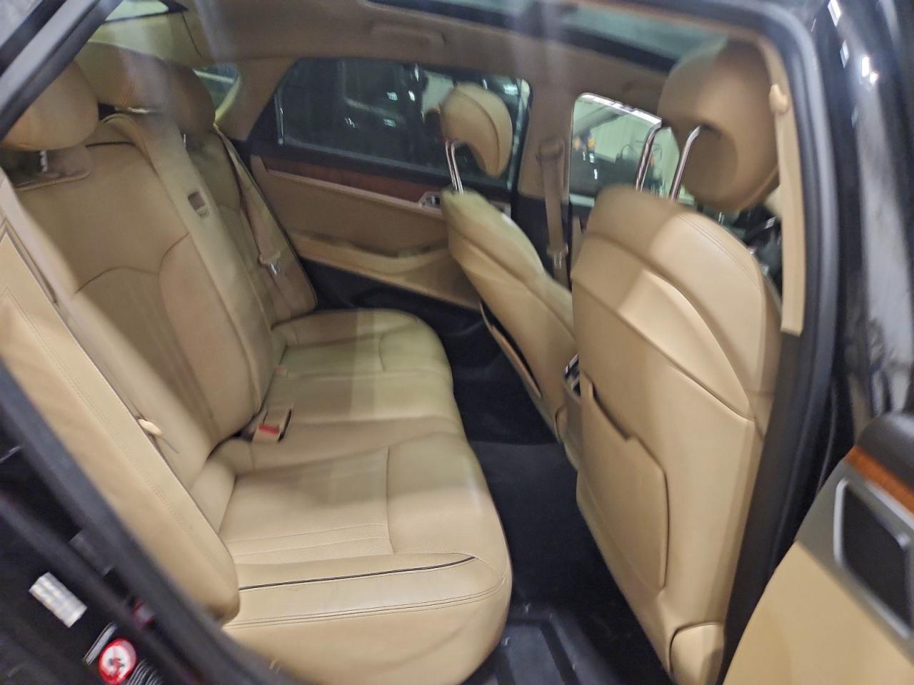 2015 HYUNDAI GENESIS