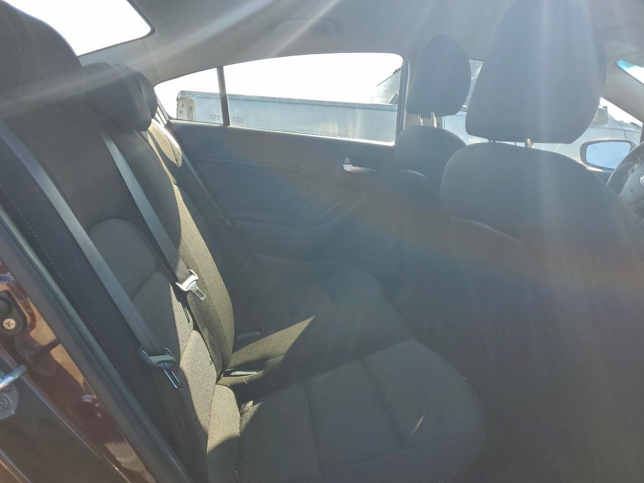 2017 KIA FORTE