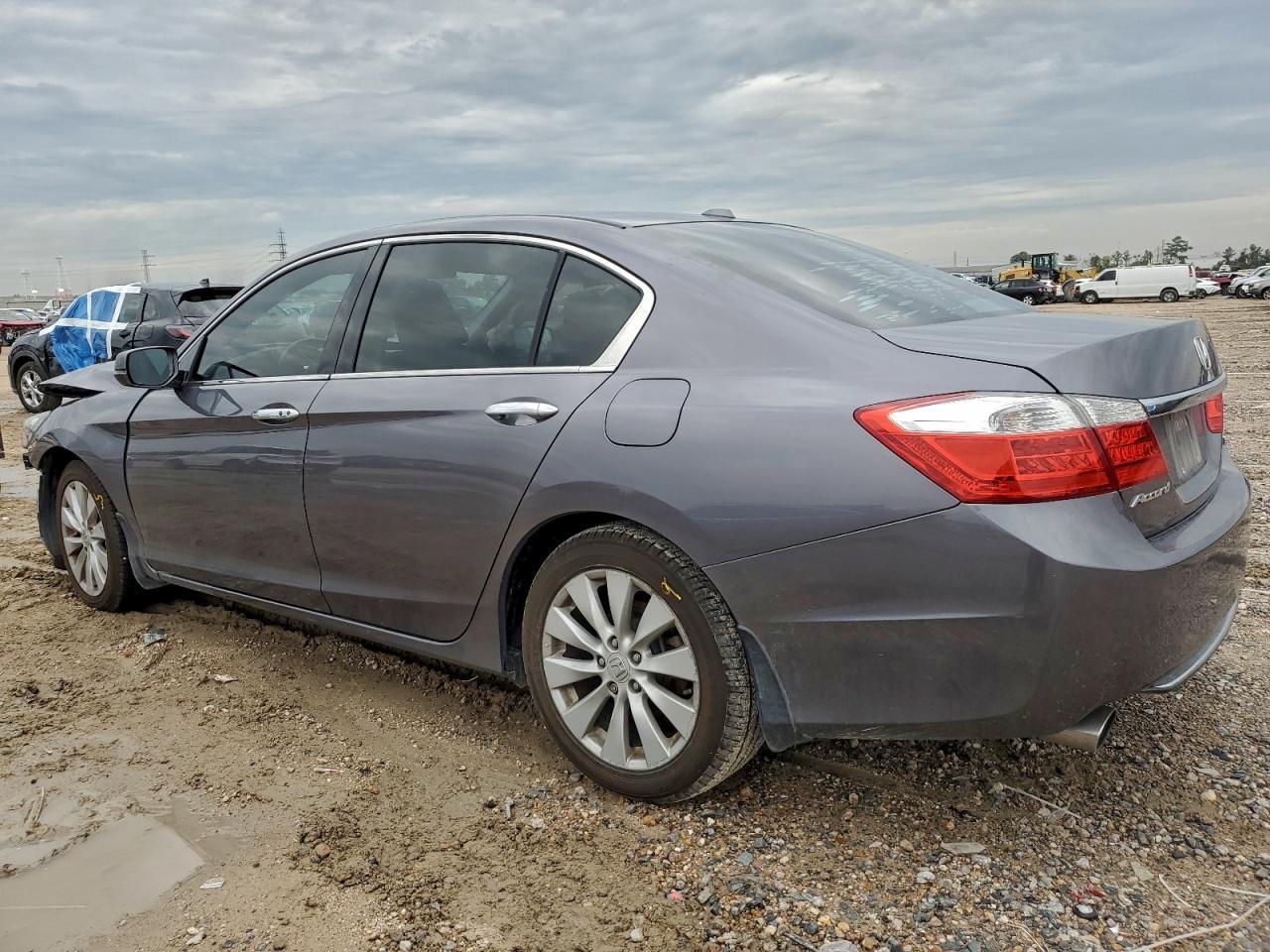 2015 HONDA ACCORD