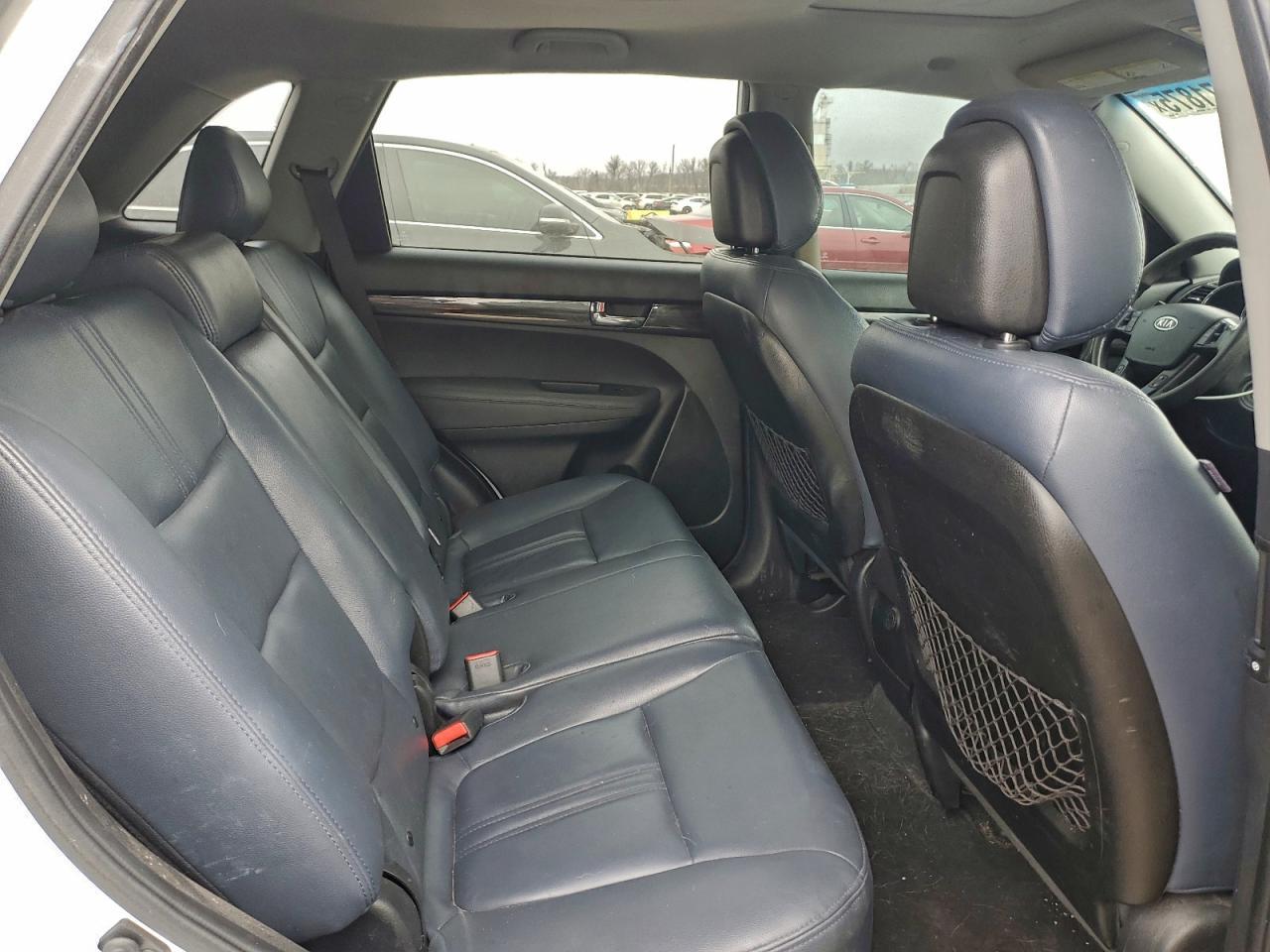 2013 KIA SORENTO