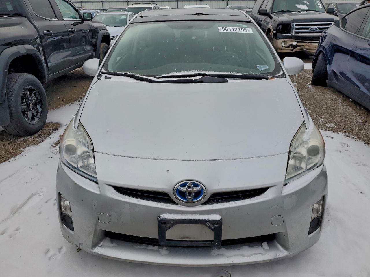 2011 TOYOTA PRIUS