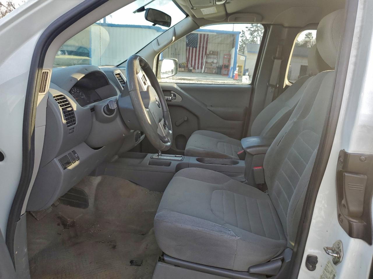2017 NISSAN Frontier