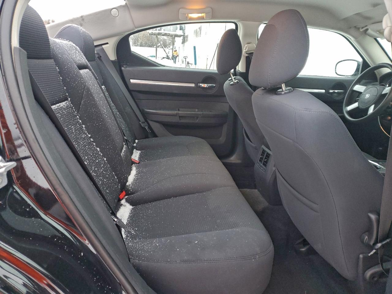2010 DODGE CHARGER