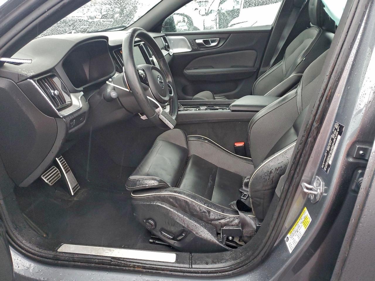 2019 VOLVO S60