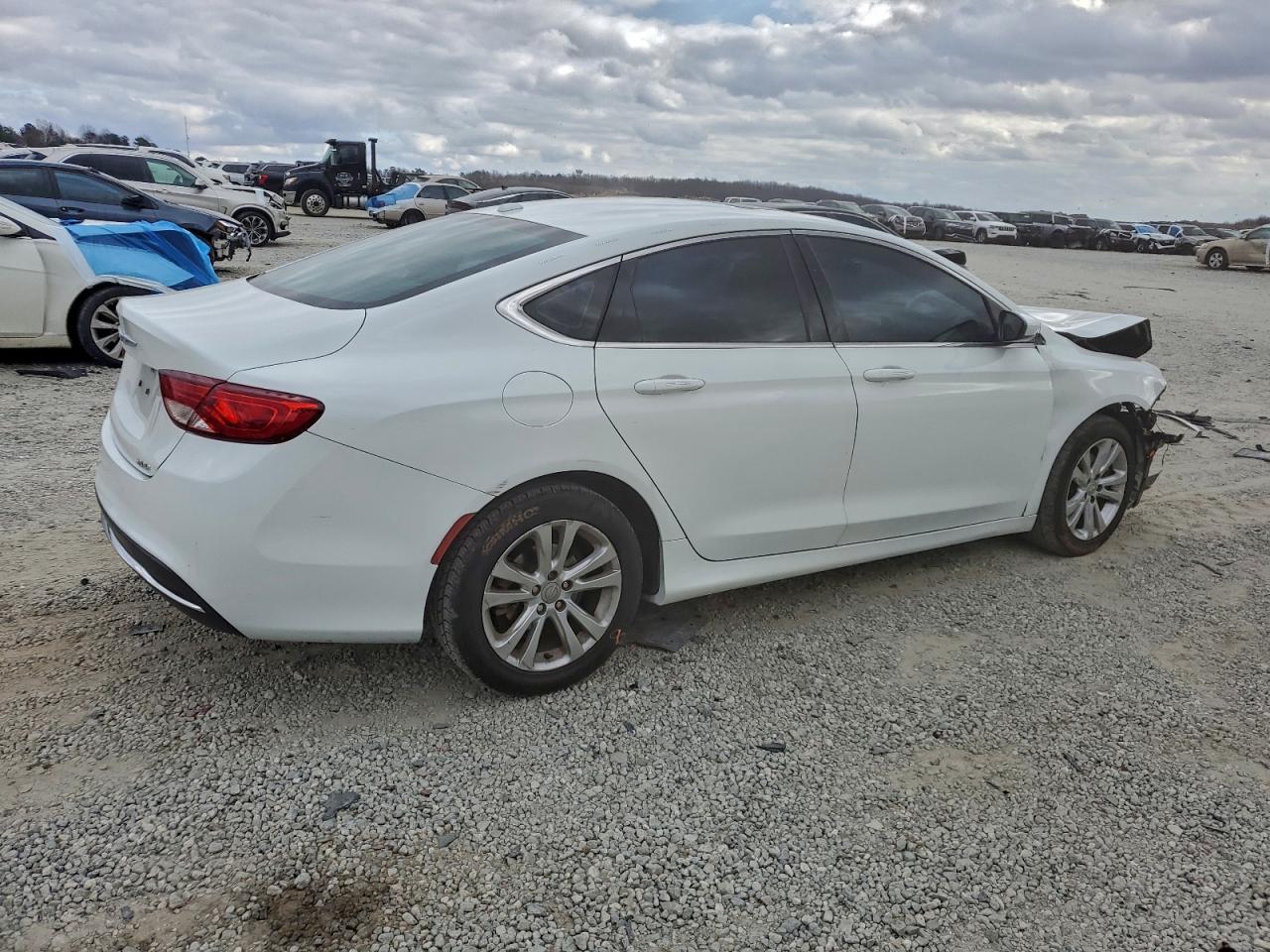 2015 CHRYSLER 200