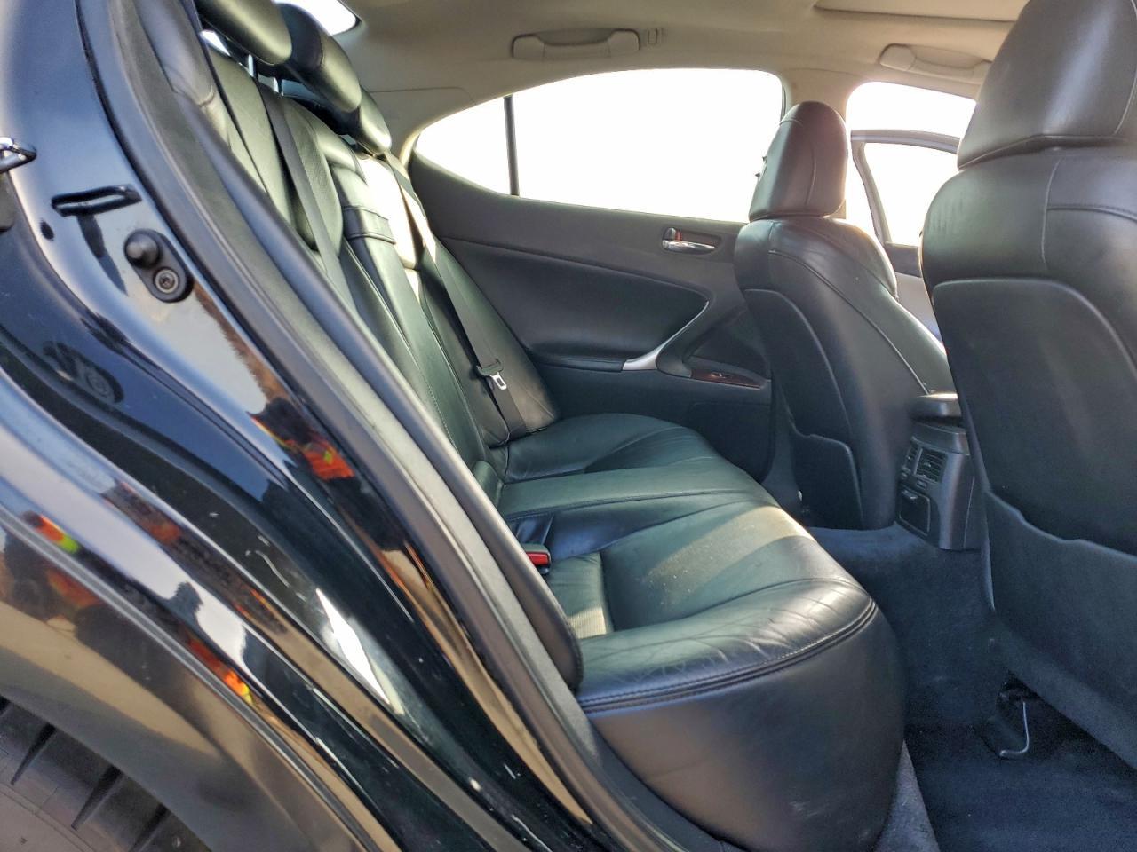 2006 LEXUS IS 350