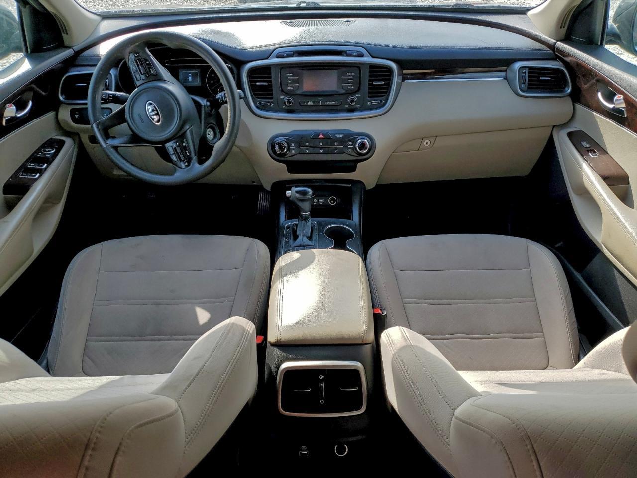 2016 KIA SORENTO