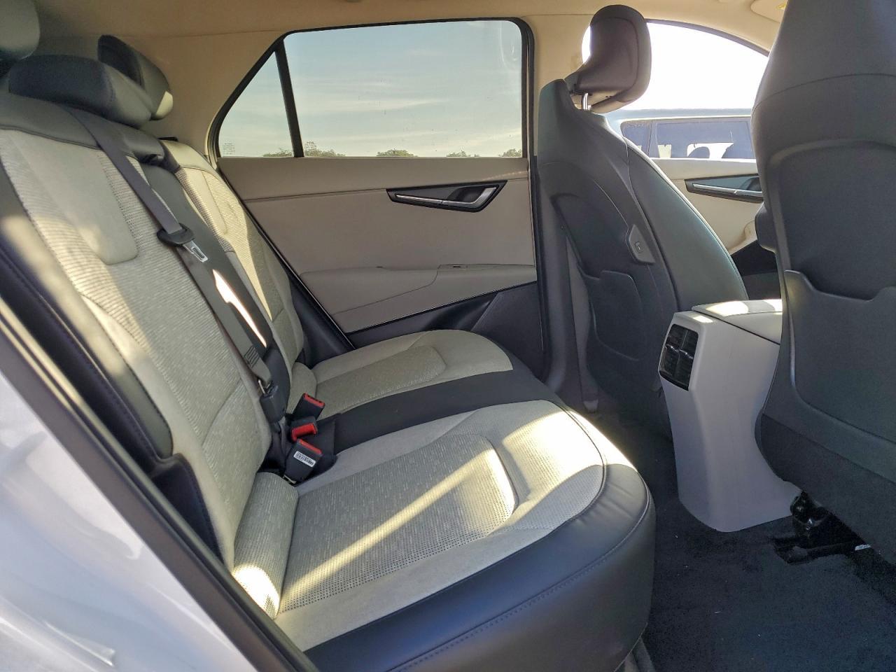 2023 KIA Niro