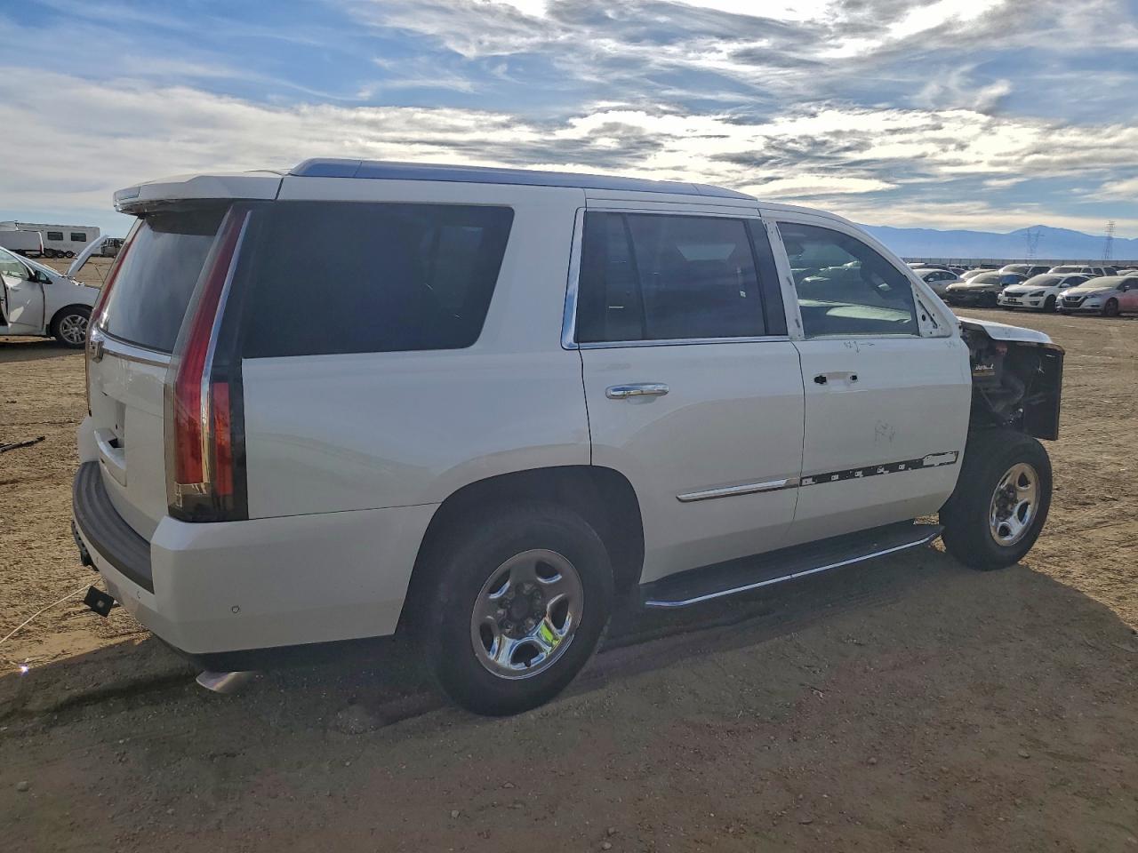 2017 CADILLAC ESCALADE