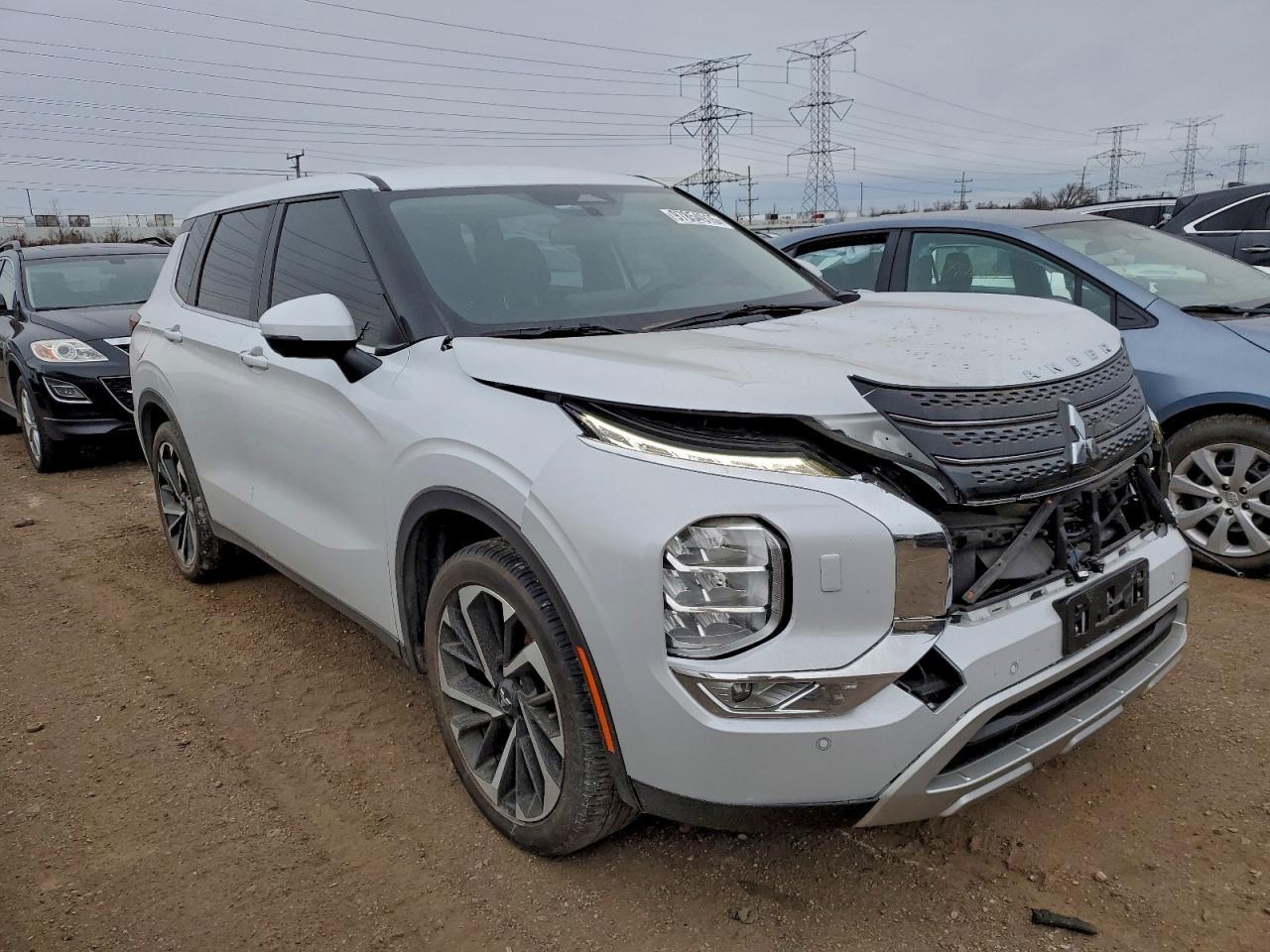 2022 MITSUBISHI outlander