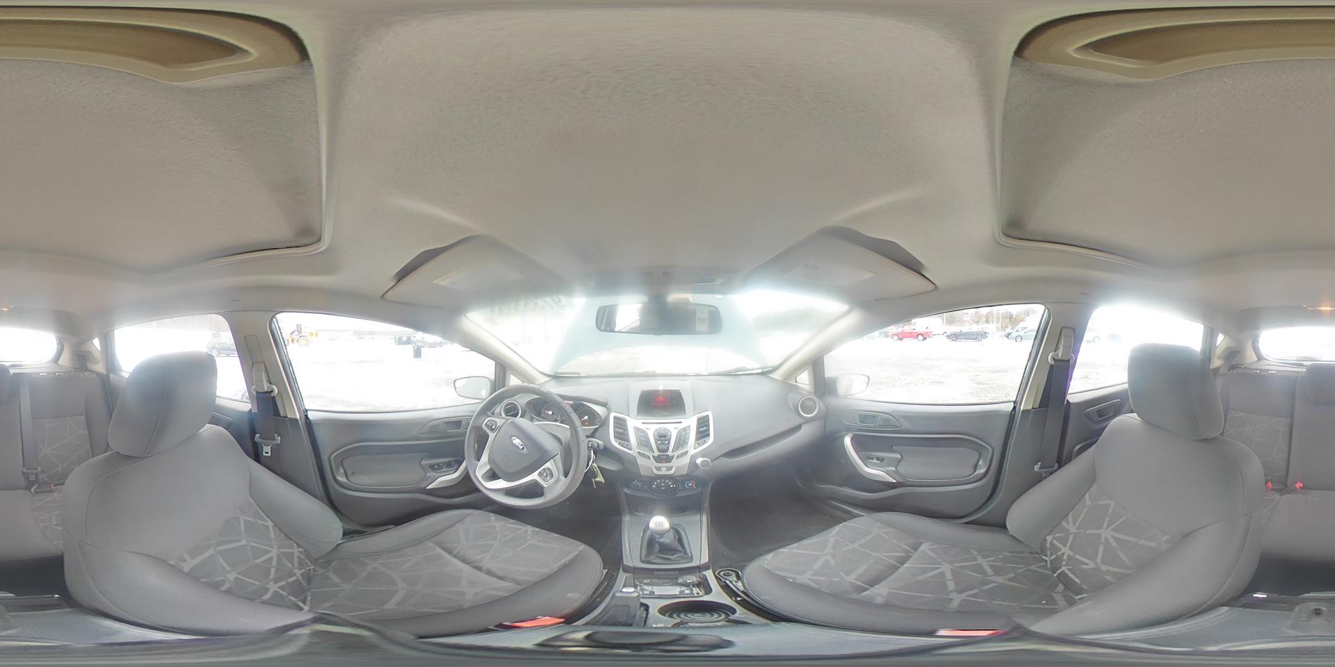 2011 FORD Fiesta