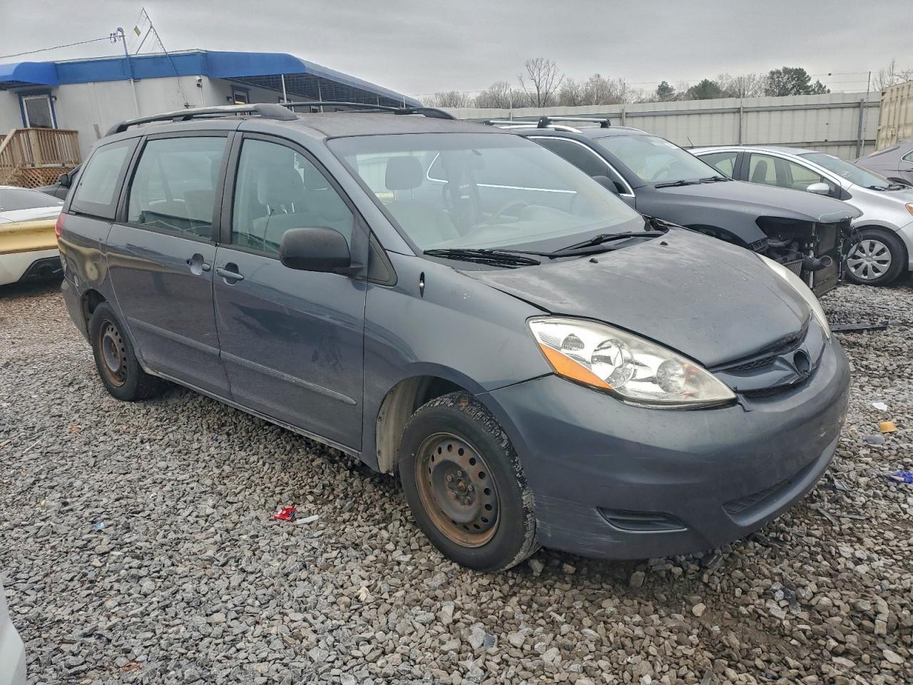 2006 TOYOTA SIENNA