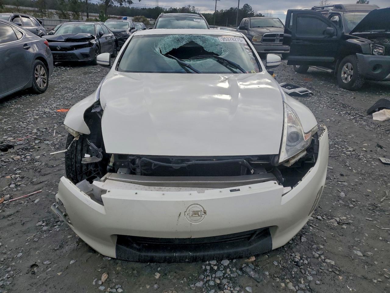 2017 NISSAN 370Z