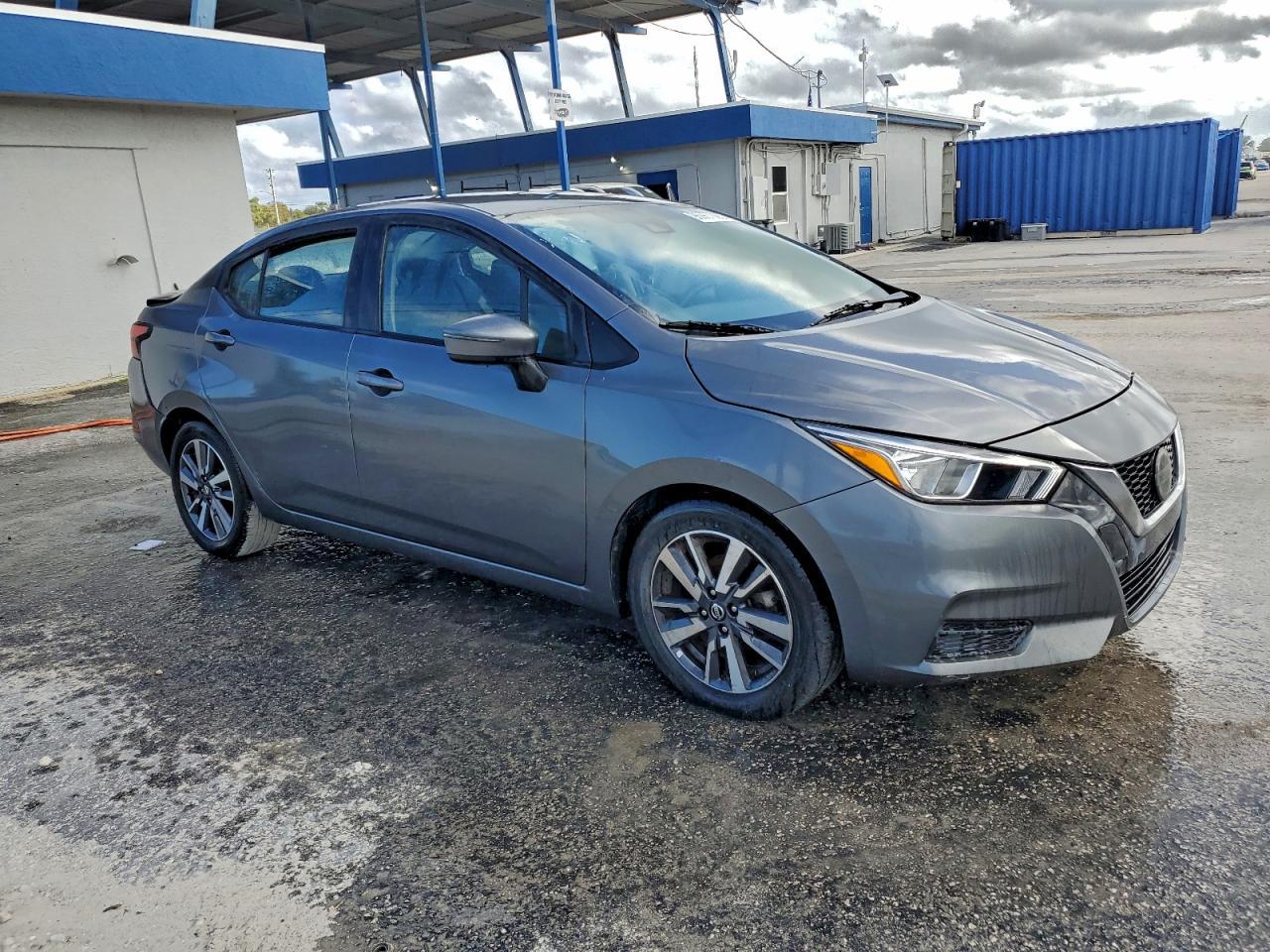 2020 NISSAN VERSA