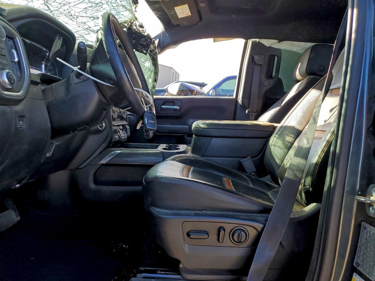 2020 GMC Sierra