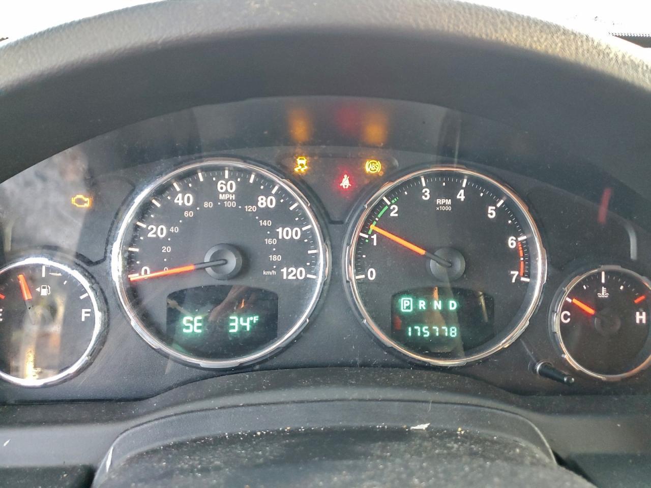 2012 JEEP Liberty