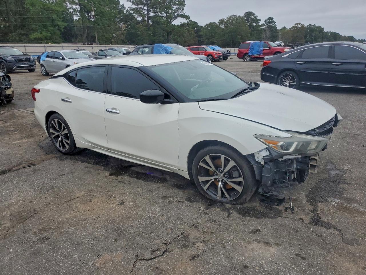 2016 NISSAN Maxima