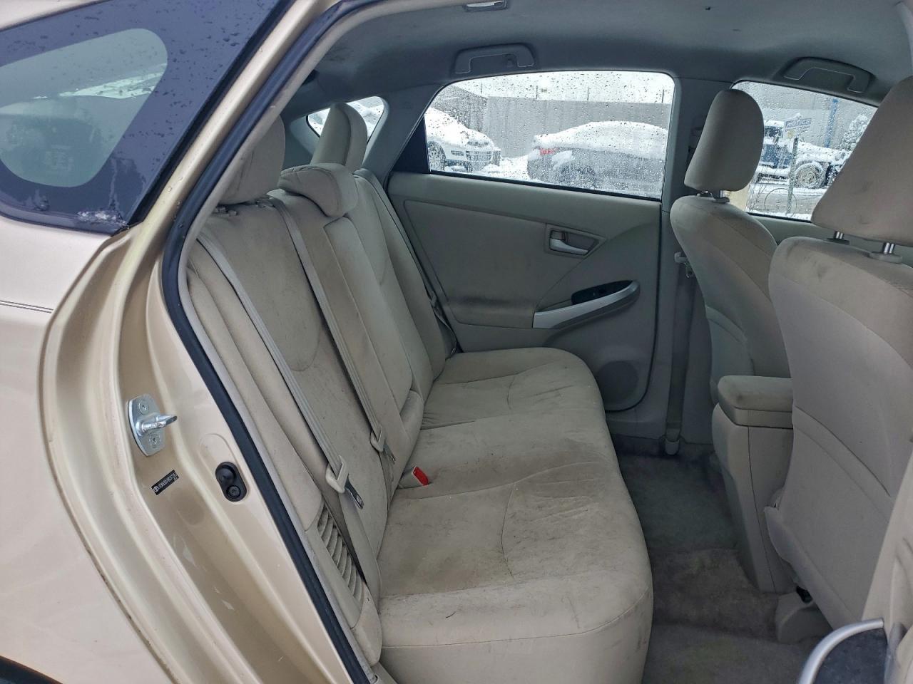 2011 TOYOTA PRIUS