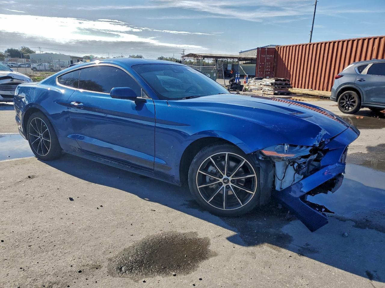 2022 FORD MUSTANG