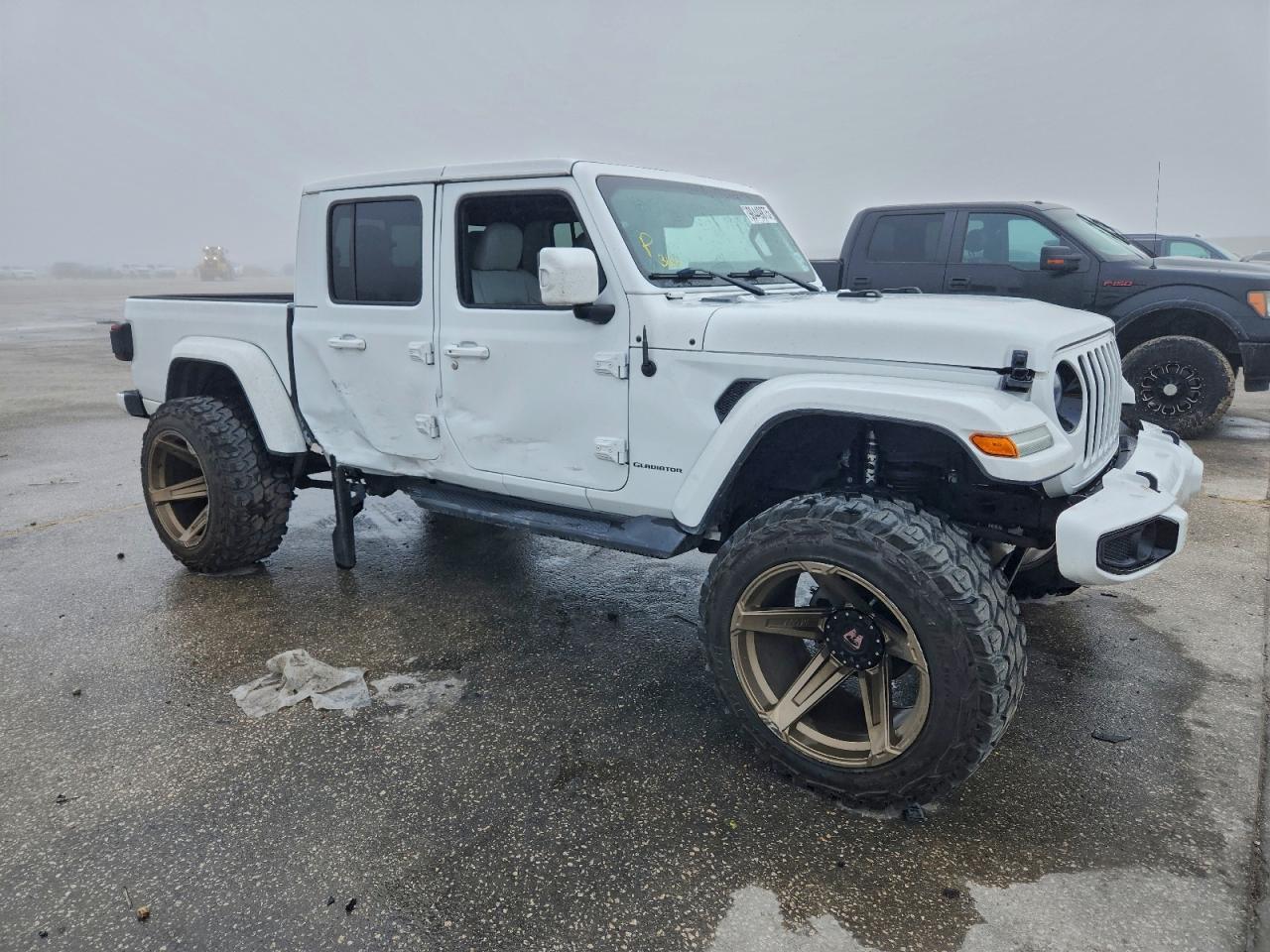 2022 JEEP Gladiator