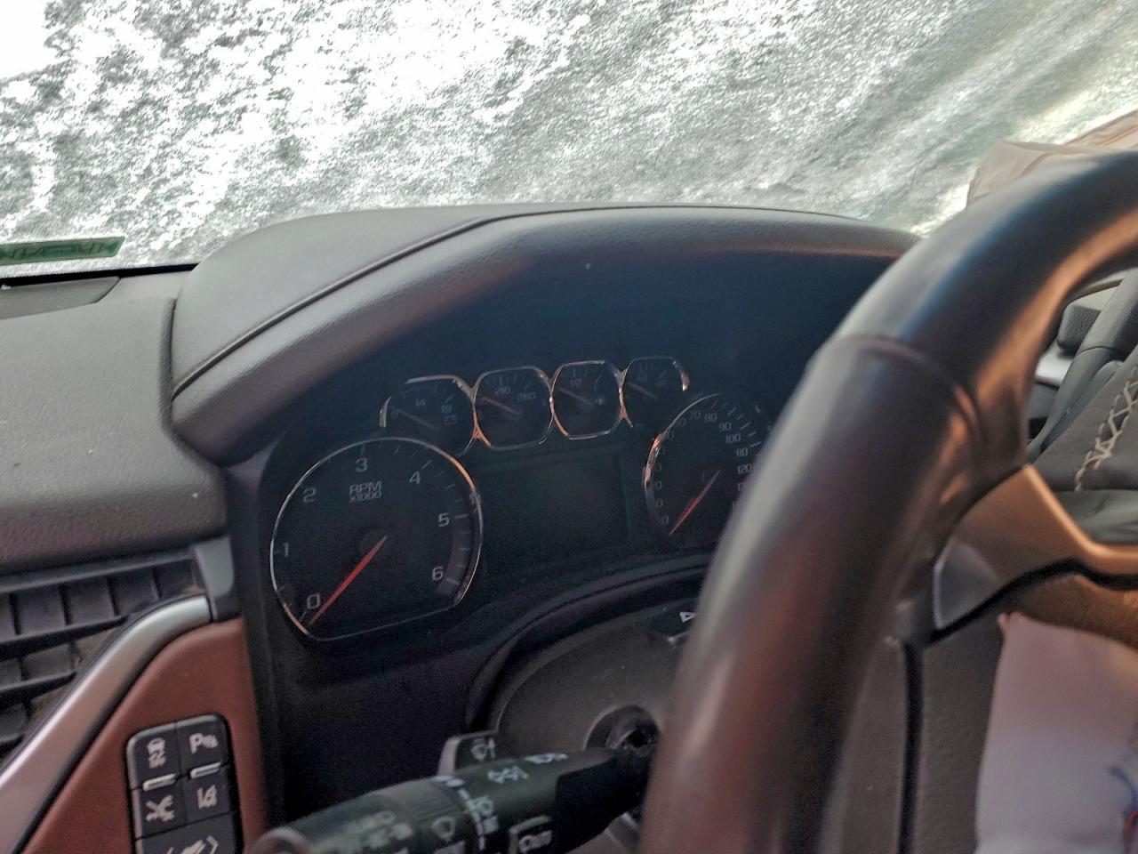 2015 CHEVROLET Suburban