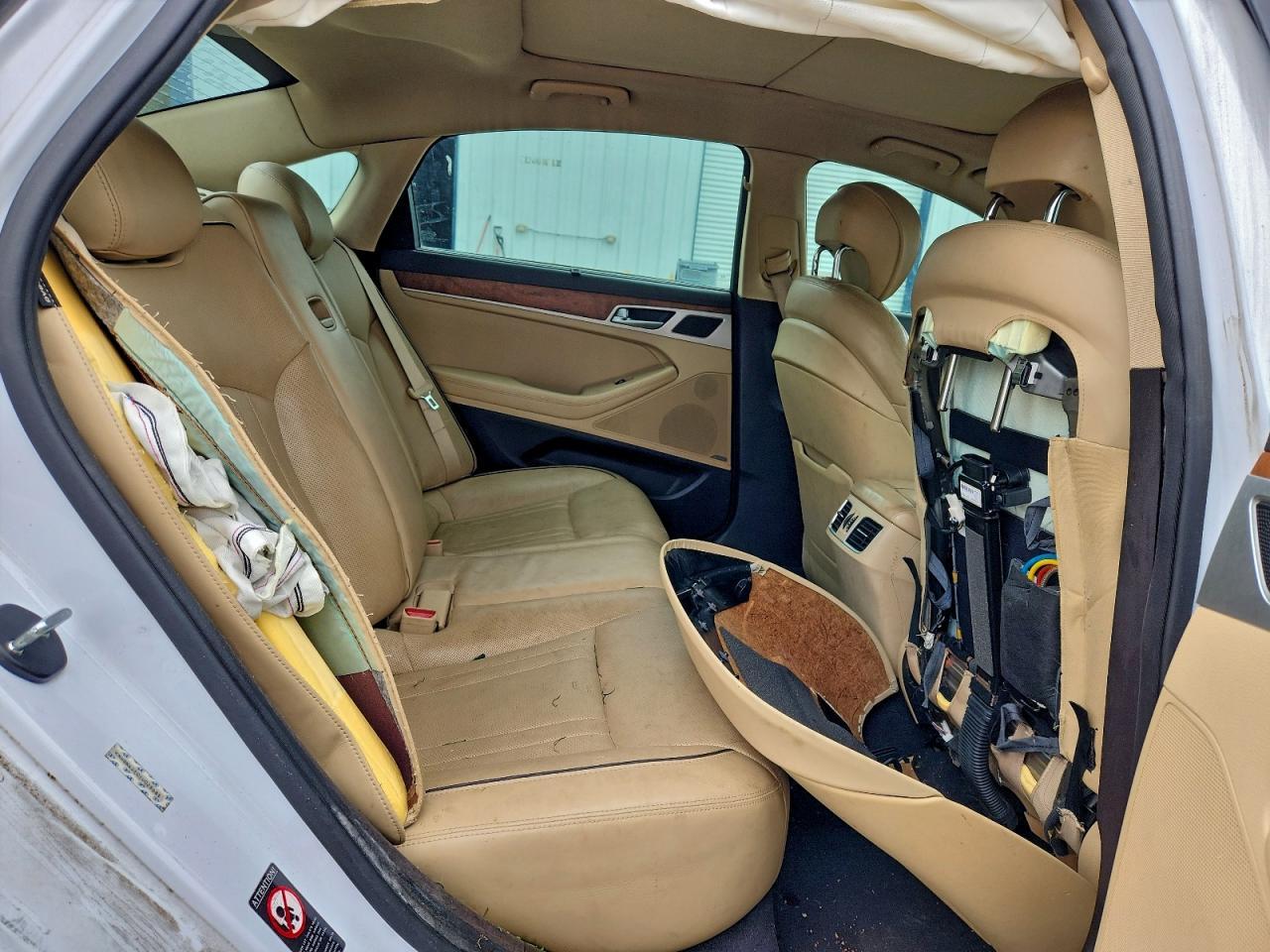 2015 HYUNDAI GENESIS